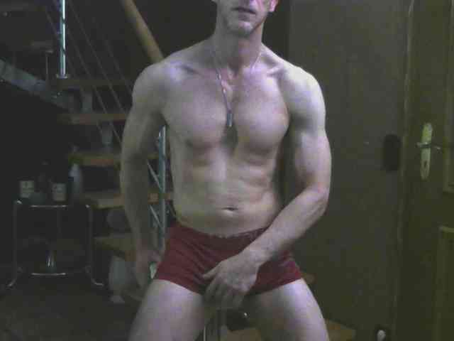 Cumshotbody76